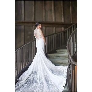 Dreams By EddyK White Wedding Dress Mermaid Style Long Train Size 8 Lace